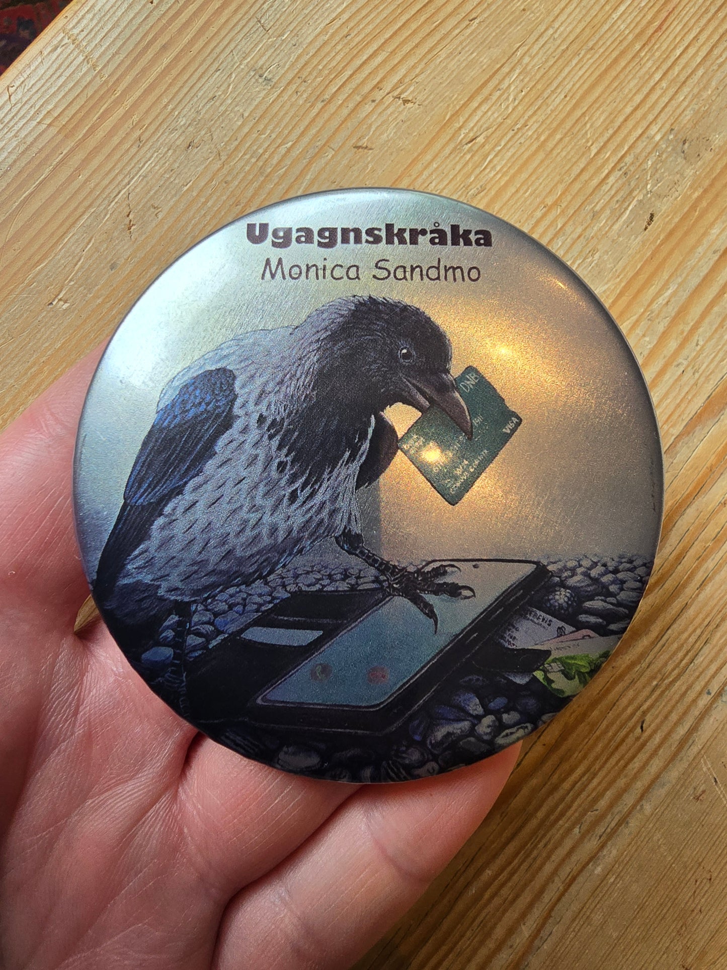 Kjøleskapsmagnet Ugagnskråka Rund - 7,5cm