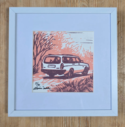 Innrammet Linosnitt - Volvo 240 Stasjonsvogn (Nummerert 21/30)