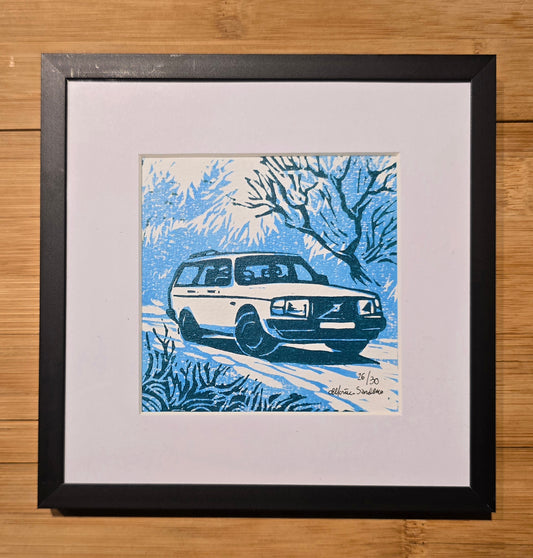 Innrammet Linosnitt - Volvo 240  Blå,  Stasjonsvogn  ( 26 av 30)