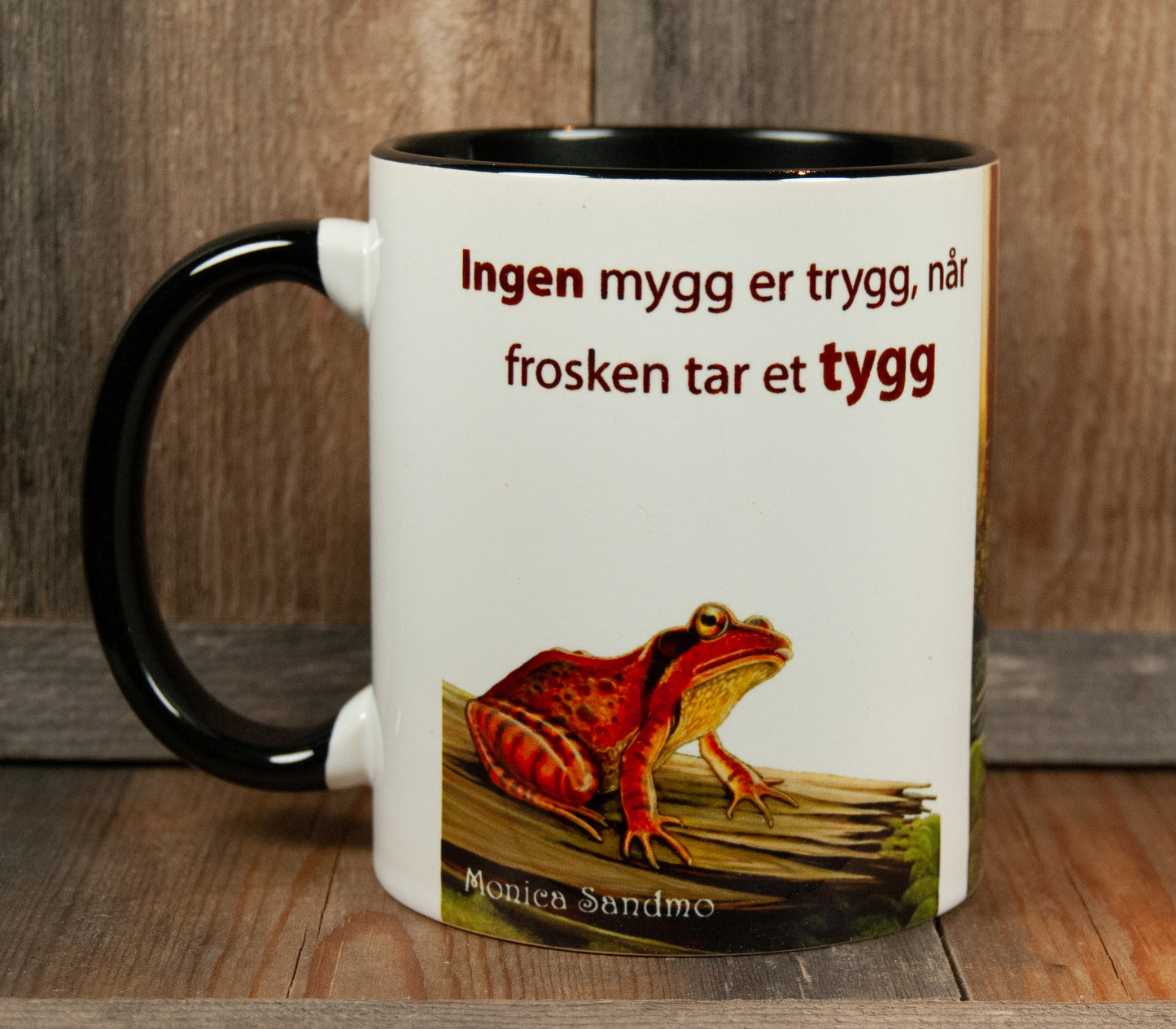 Kunstkopp 'Frosk' - Svart med frosk og skogsmotiv