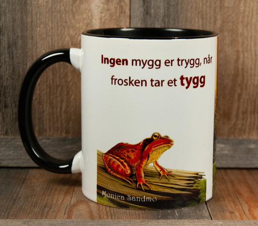 Kunstkopp 'Frosk' - Svart med frosk og skogsmotiv