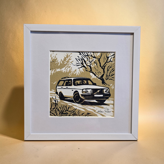Innrammet Linosnitt - Volvo 240  Oliven /svart , Stasjonsvogn (11 av 30)